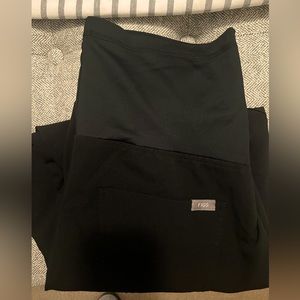 Maternity Figs jogger scrub pants